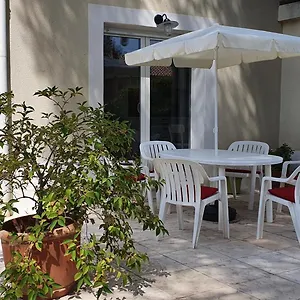 https://appartement-independant-dans-maison-individuelle.fr-provencehotel.com