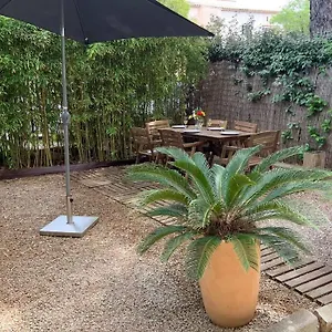 https://les-bains-de-mer-yourhosthelper.fr-provencehotel.com